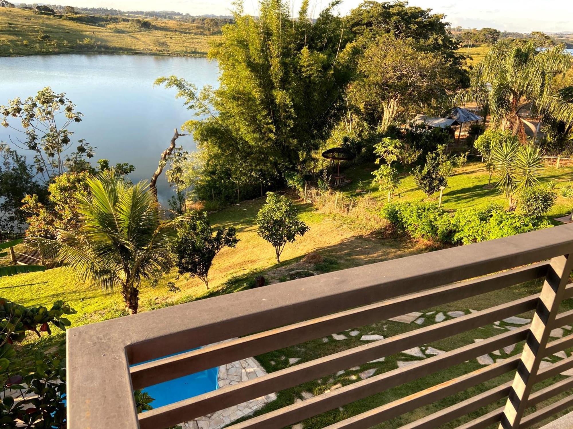 Casa Com Piscina Fundo Pra Represa E Ar Condicionado Casinhabrancadevaranda Ijaci Экстерьер фото